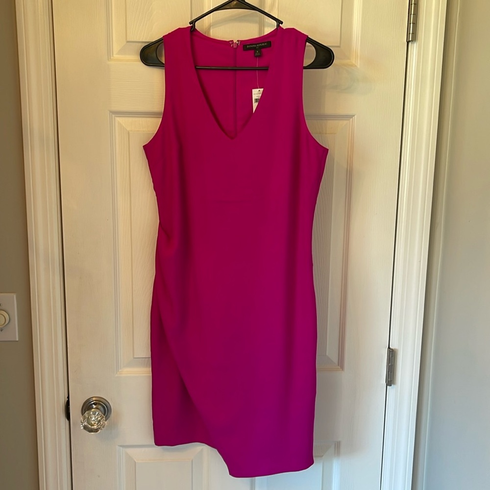 🎉 Host Pick!!!🎉 Banana Republic Fuchsia Mini Dress, NWT - Women’s Size 8